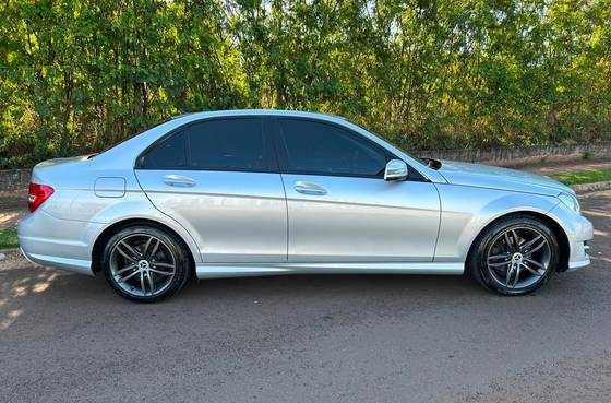 MERCEDES-BENZ C 180 1.6 CGI SPORT 16V TURBO GASOLINA 4P AUTOMÁTICO MERCEDES-BENZ C 180 1.6 CGI SPORT 16V TURBO GASOLINA 4P AUTOMÁTICO